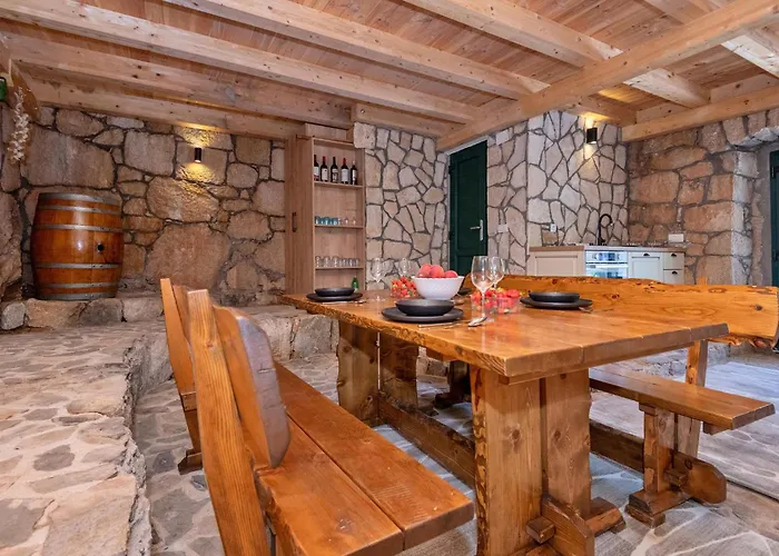 Lovely In With Wifi Tatil Evi Vrgorac