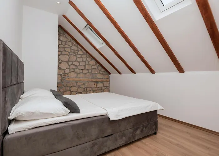 Tatil Evi Lovely In With Wifi Vrgorac